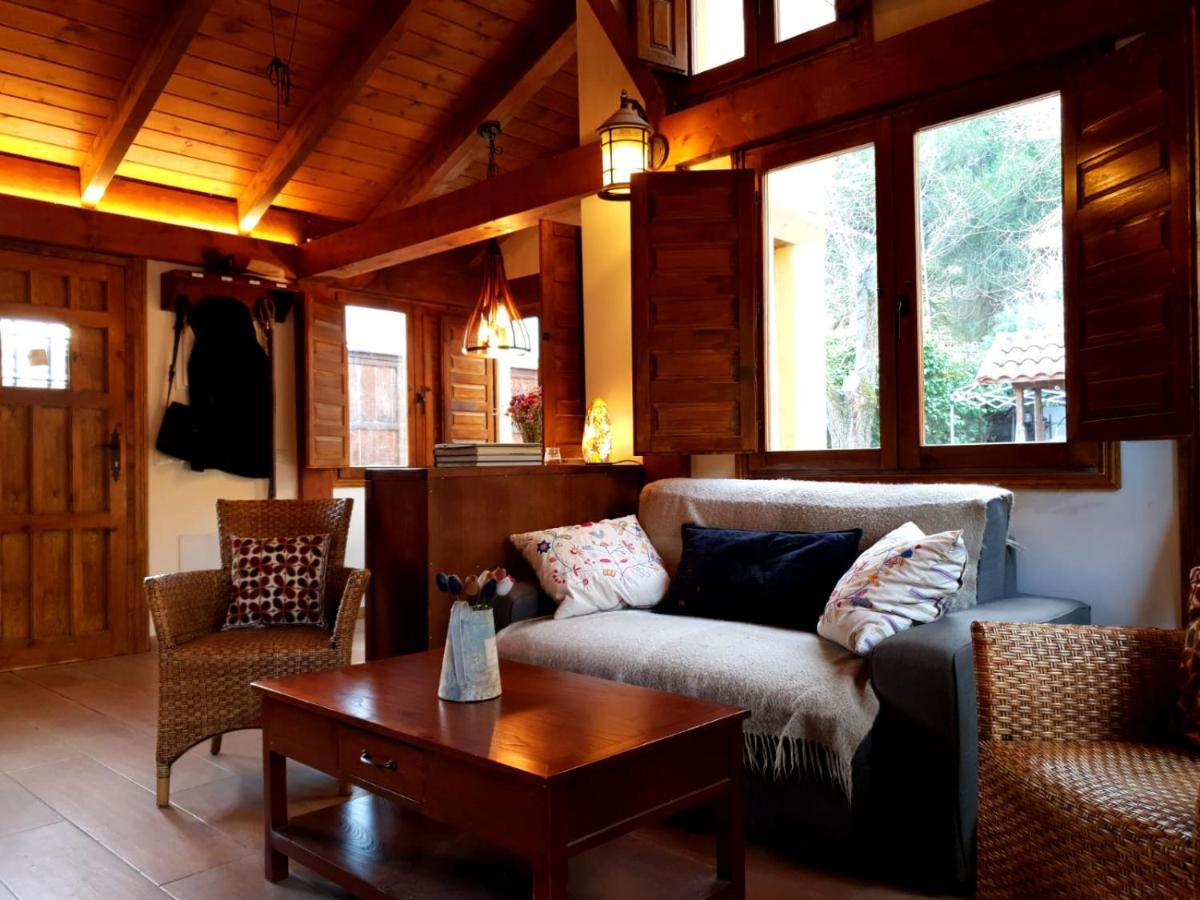 Acogedora Casa Rural En La Sierra De Madrid Mataelpino Exteriör bild
